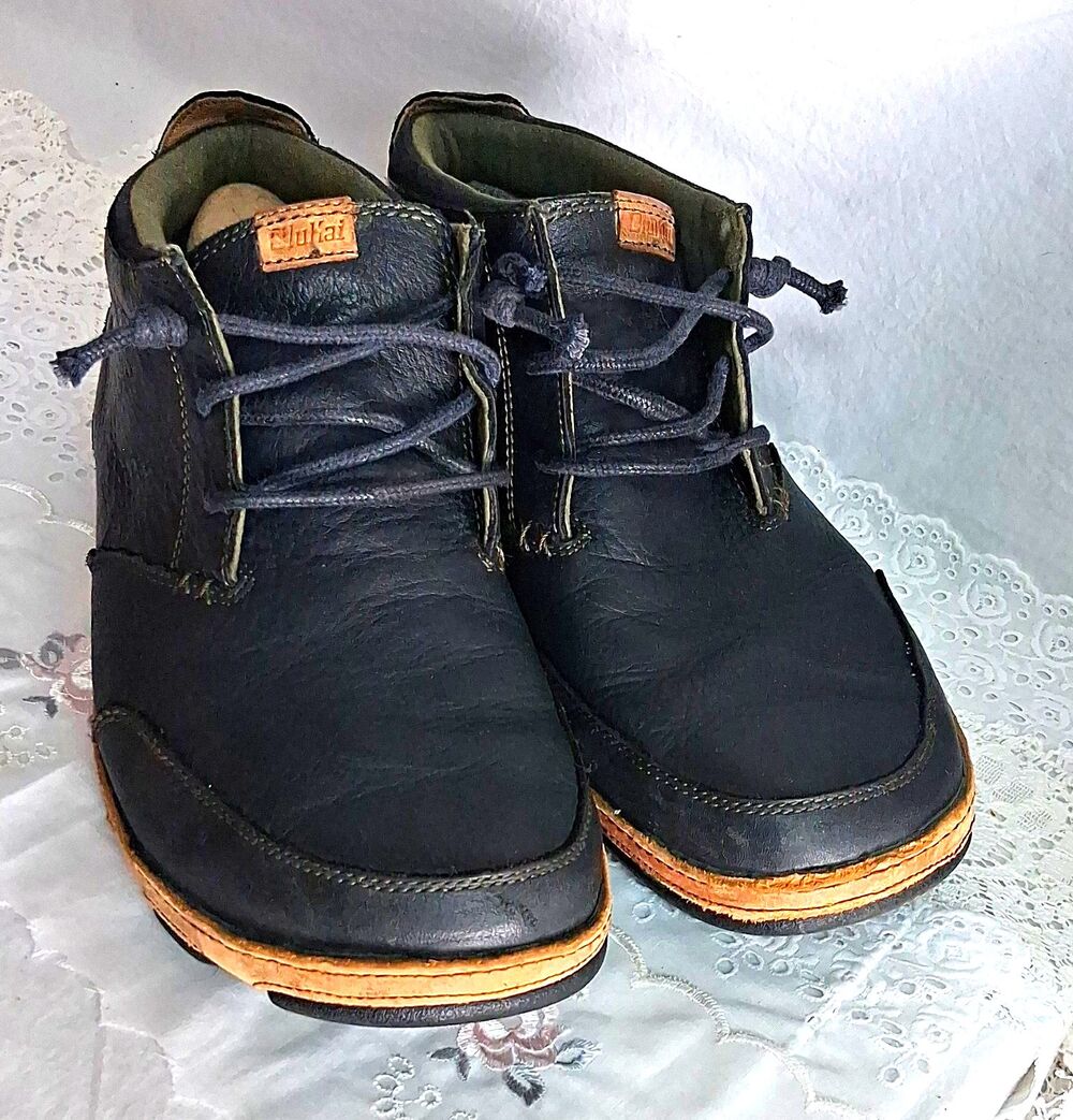 OluKai Kamuela Black Leather Lace-Up Chukka Ankle Boots US 11 EU 45 10131-4033